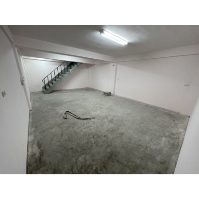 南區南平路透天店面出租｜1F+B1・31坪