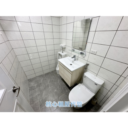 西屯區甘肅路二段透天店面出租|空店面 西屯區甘肅路二段透天店面出租|空店面